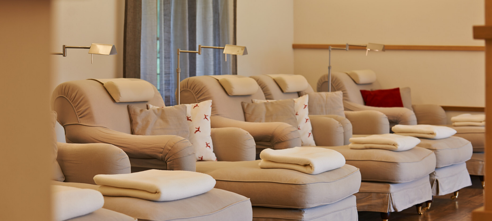 Schüles Ladies Spa im Hotel in Oberstdorf im Allgäu mit Bergblick