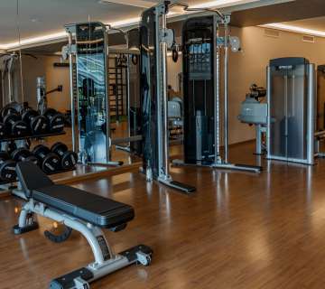 Fitnessgeräte Precor im Fitnessraum im Aktivhotel Oberstdorf