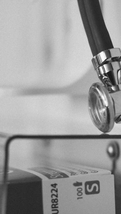 Zur Arztpraxis im Schüles