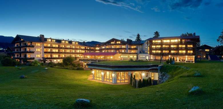 Außenansicht Hotel in Oberstdorf Erwachsenenhotel